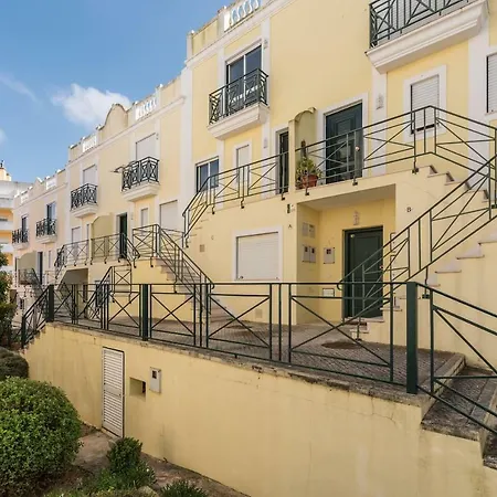 Casa Oliveira 3-room Apartment, 3 Km From The Beach. Apartment Alvor
