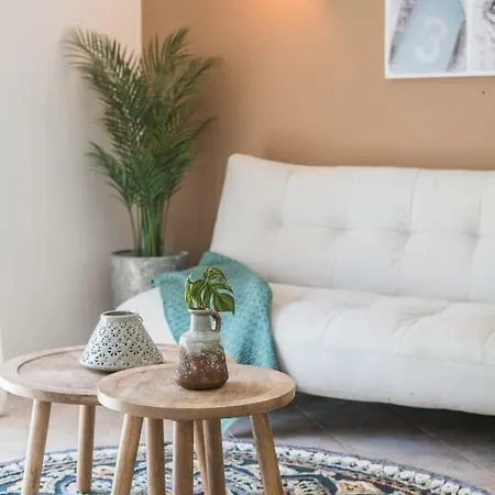 Casa Oliveira 3-room Apartment, 3 Km From The Beach.